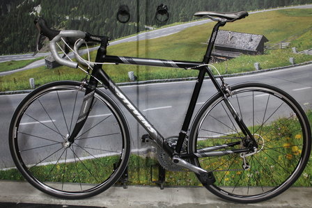 Stevens Stelvio Shimano 105 56cm ZGAN