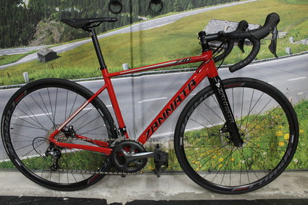 Zannata Z30 Disc Rood Shimano Tiagra Maat M 49cm Nieuw