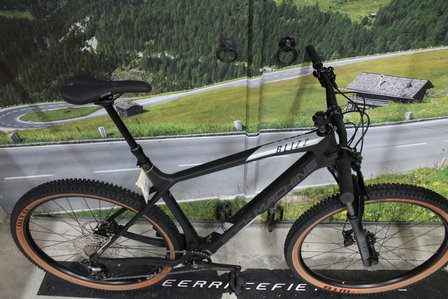 Rockmachine Blizz CRB 50-29 Full carbon XL Shimano Deore Nieuw