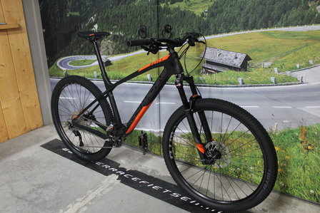 Rock machine Blizz CRB 20-29 Full Carbon Maat L Shimano Deore Nieuw