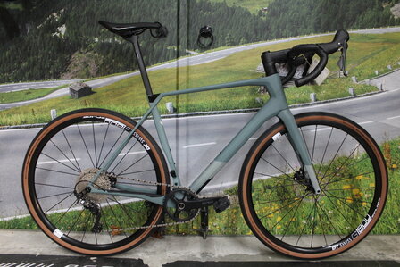 Superior X-Road Gravel Shimano GRX Full Carbon Nieuw