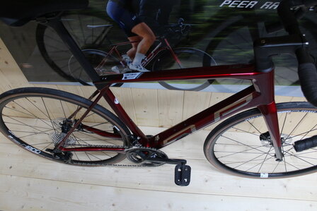 Superior X-Road  team elite Shimano 105 Full carbon Nieuw