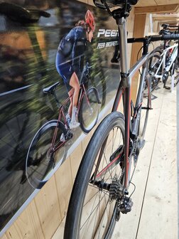 De Rosa Ventoux Full Carbon FFWD-wielen Shimano Ultegra DI2 2x11 