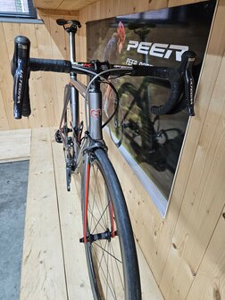 De Rosa Ventoux Full Carbon FFWD-wielen Shimano Ultegra DI2 2x11 