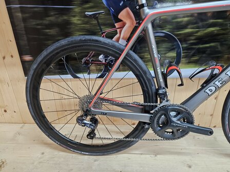 De Rosa Ventoux Full Carbon FFWD-wielen Shimano Ultegra DI2 2x11 