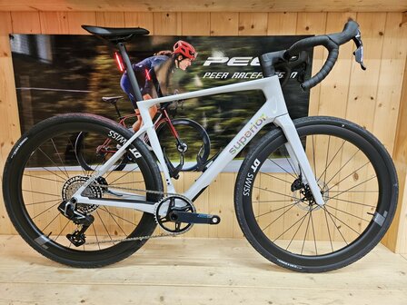 Superior XR 9.7 GR Sram Force AXS 1x13 Wielen DT-Swiss