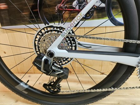 Superior XR 9.7 GR Sram Force AXS 1x13 Wielen DT-Swiss