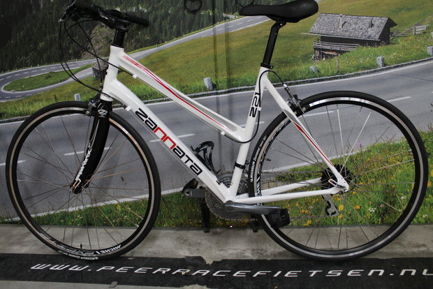 Zannata Z21 Dames Racefiets  Nieuw Shimano Claris  48cm en 53cm