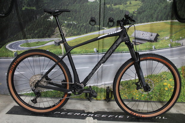 Rockmachine Blizz CRB 50-29 Full carbon XL Shimano Deore Nieuw