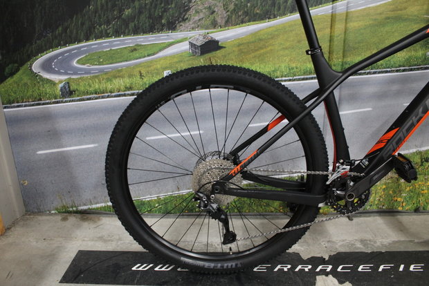 Rock machine Blizz CRB 20-29 Full Carbon Maat L Shimano Deore Nieuw