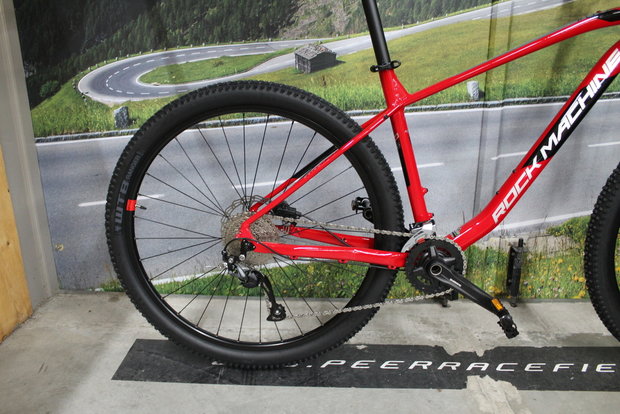 RockMachine Blizz Maat L Shimano Altus 2x9 NIEUW