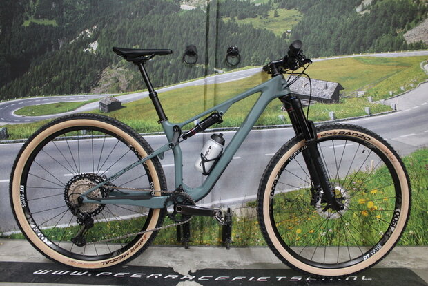 Superior XF 999TR Fully  Shimano XT 1x12 Full Carbon  NIEUW