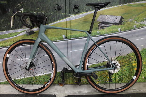 Superior X-Road Team Gravel  Maat L en XL Shimano GRX Carbon Nieuw
