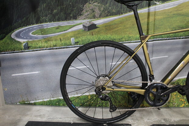 Superior X-Road  Team Issue Shimano ULTEGRA  NIEUW