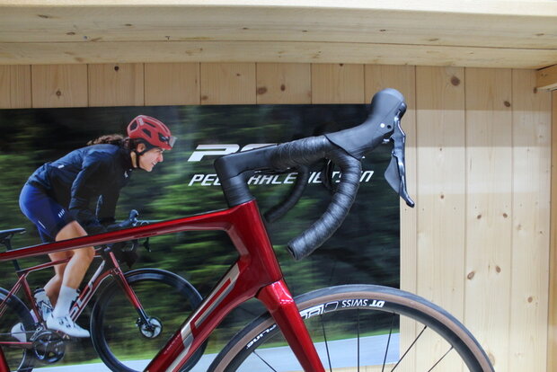 Superior X-Road  team elite Shimano 105 Full carbon Nieuw