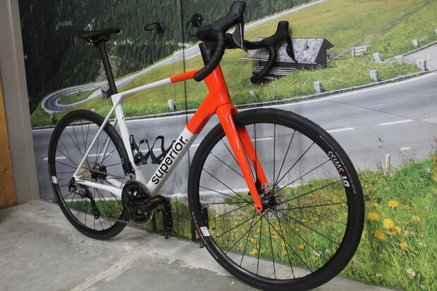 SUPERIOR X-ROAD GF 9.5 Shimano 105 Di2 Full Carbon Race Gravel