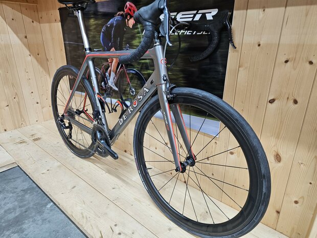 De Rosa Ventoux Full Carbon FFWD-wielen Shimano Ultegra DI2 2x11 