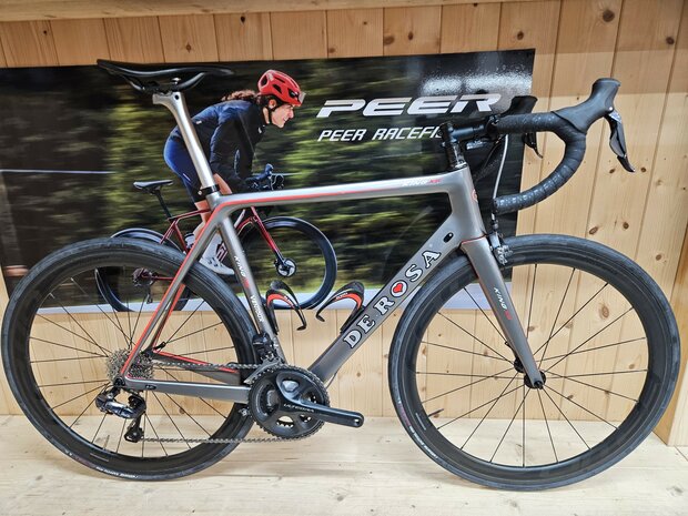 De Rosa Ventoux Full Carbon FFWD-wielen Shimano Ultegra DI2 2x11 