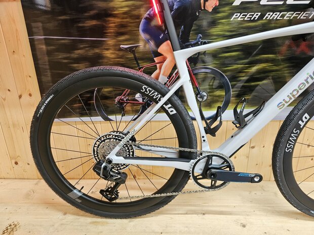 Superior XR 9.7 GR Sram Force AXS 1x13 Wielen DT-Swiss