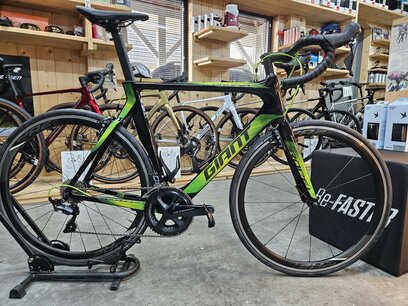 Giant Propel Full Carbon Maat M/L Shimano Ultegra  Giant Propel Full Carbon Maat M/L Shimano Ultegra