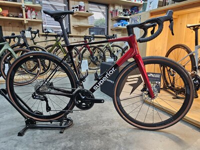 Superior X-Road 9.5 GF Shimano 105Di2 Maat L Nieuw!!